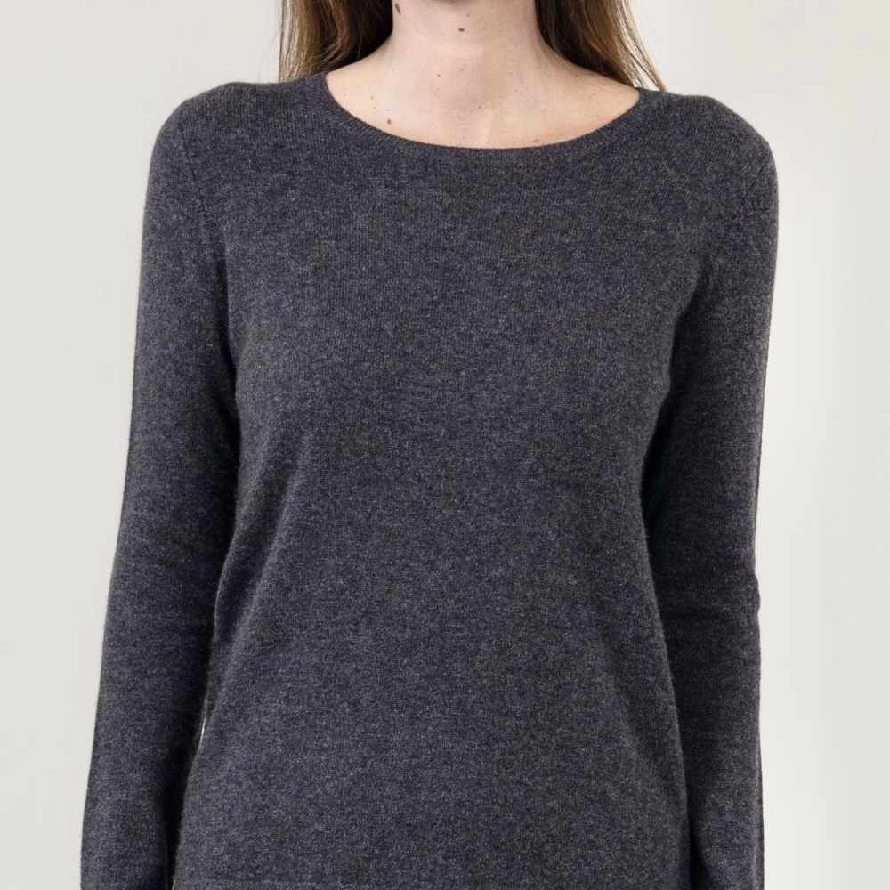 Vince Merino Wool Blend Fine Knit Sweater in Charcoal Grey